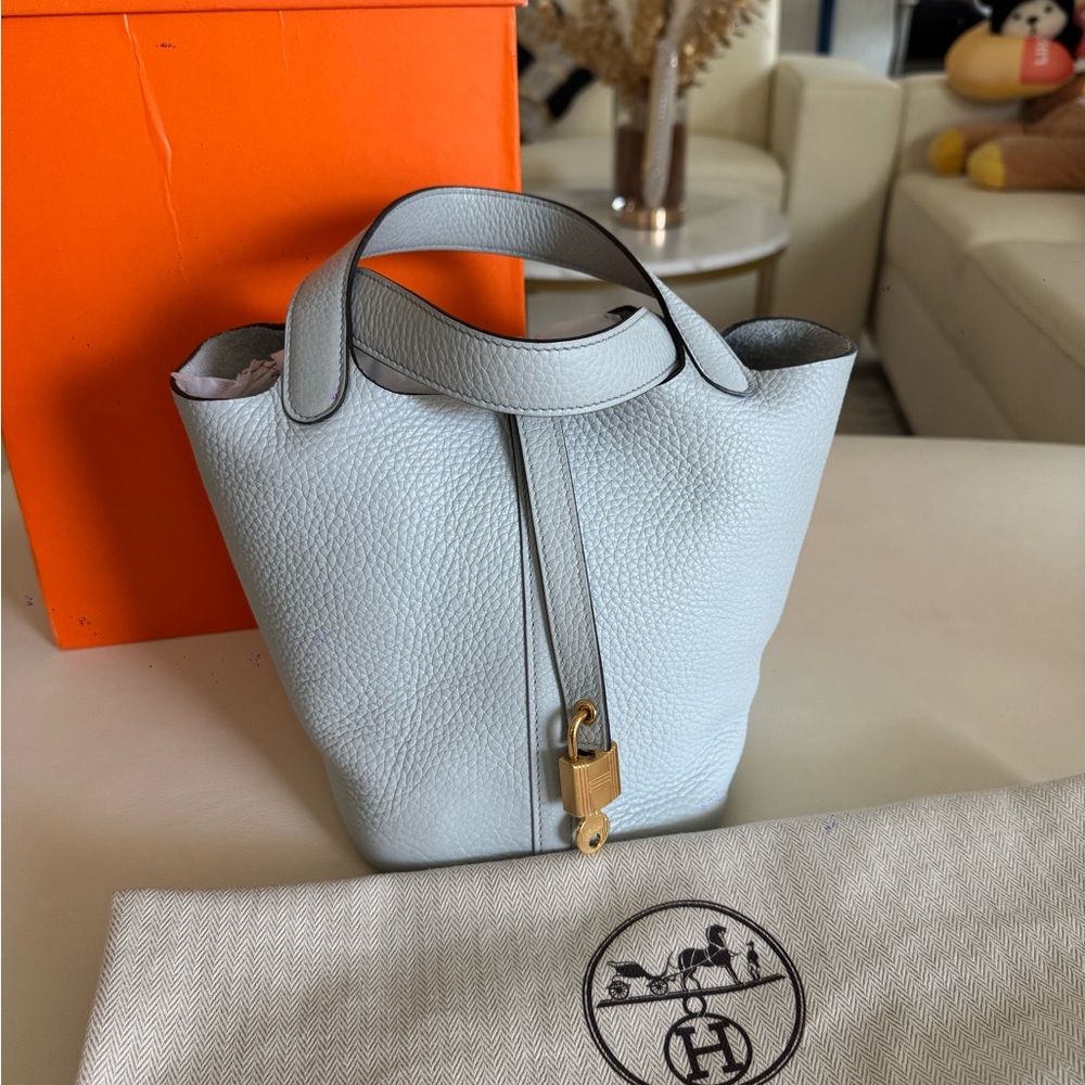Hermes Elegant Light Blue pitcoin 18 ghw Tote Bag